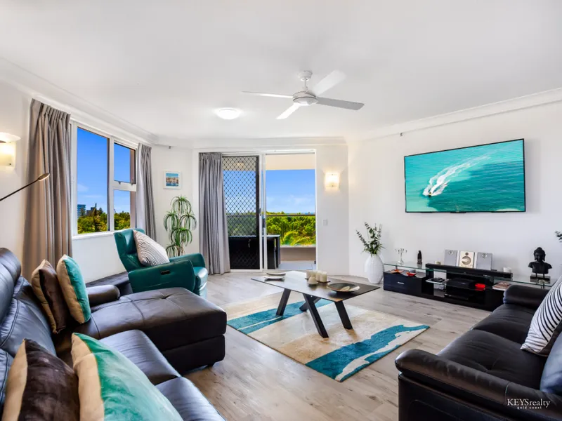 Oversized 183 sq metre Apartment With Water Views In All Directions