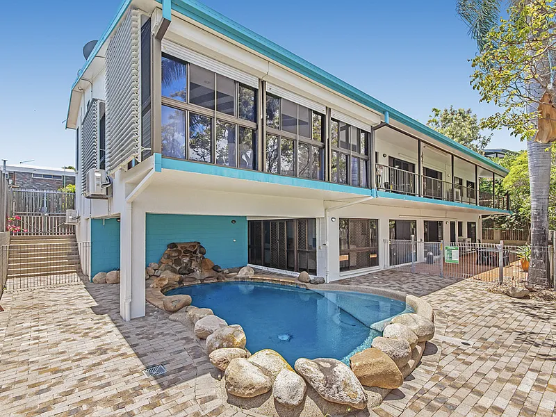 BELGIAN GARDENS FAMILY HOME