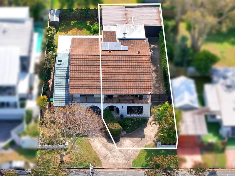 Unique Opportunity to Secure This Eastern Side Townhouse