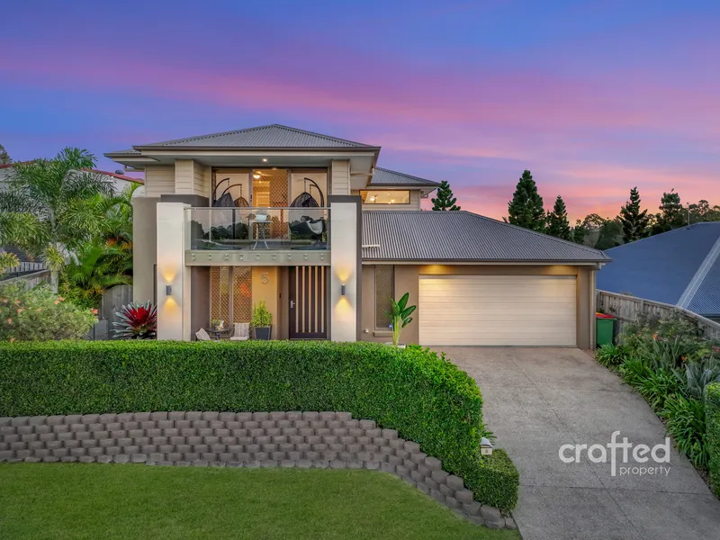 Stunning Plantation Built Home with Luxurious Finishes in Incredible Location (Land: 450m2)