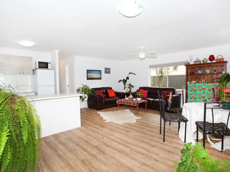 PRISTINE HOME NESTLED IN THE HEART OF MOOLOOLAH VALLEY