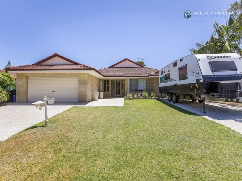 WELL PRESENTED 5 BEDROOM WITH STUDY