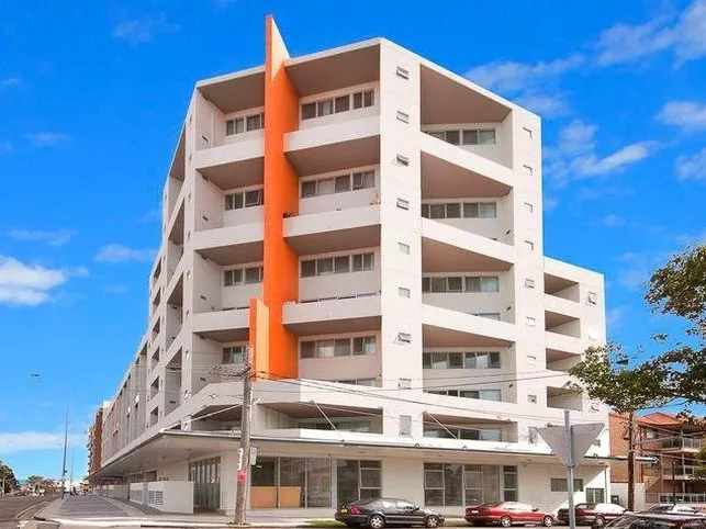 Full Furniture Three Bedroom next to Hurstville Library