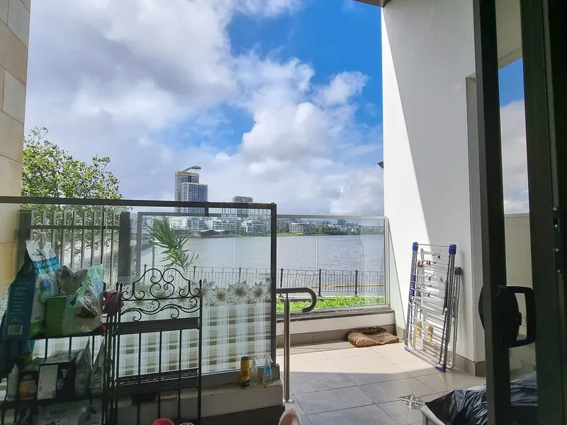 Waterview & Huge courtyard & Convenient location CONTACT TODAY!