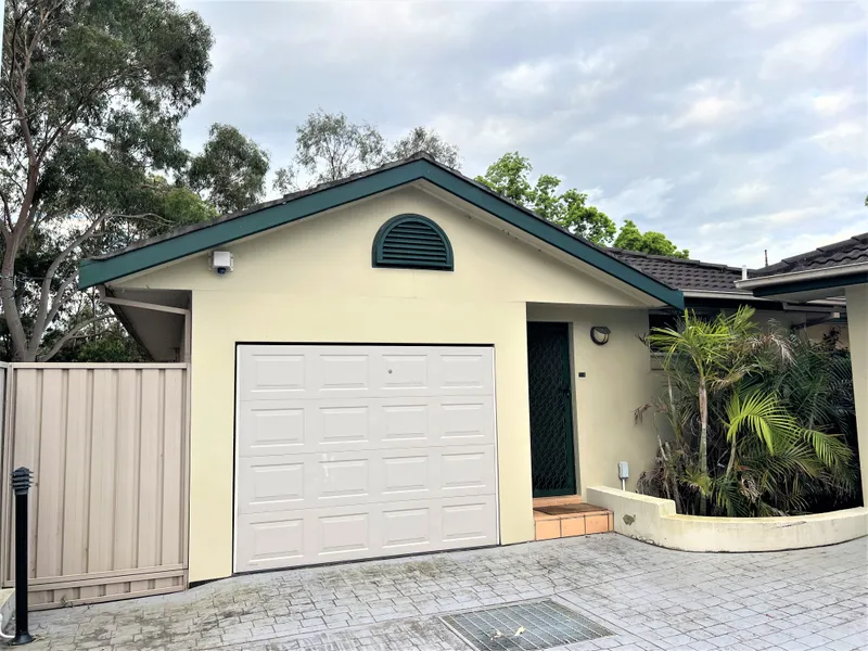 WELL PRESENTED TWO BEDROOM VILLA