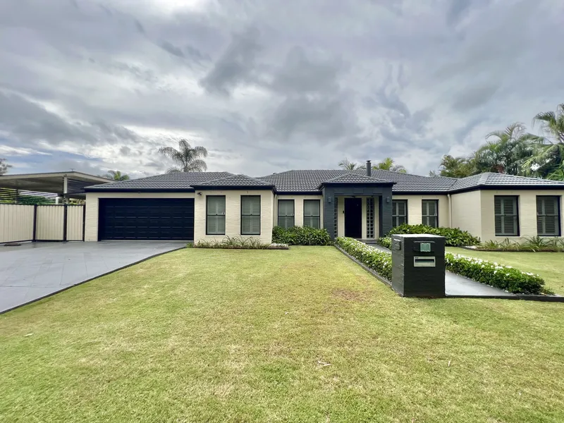 BEAUTIFUL FULLY FURNISHED HOME!