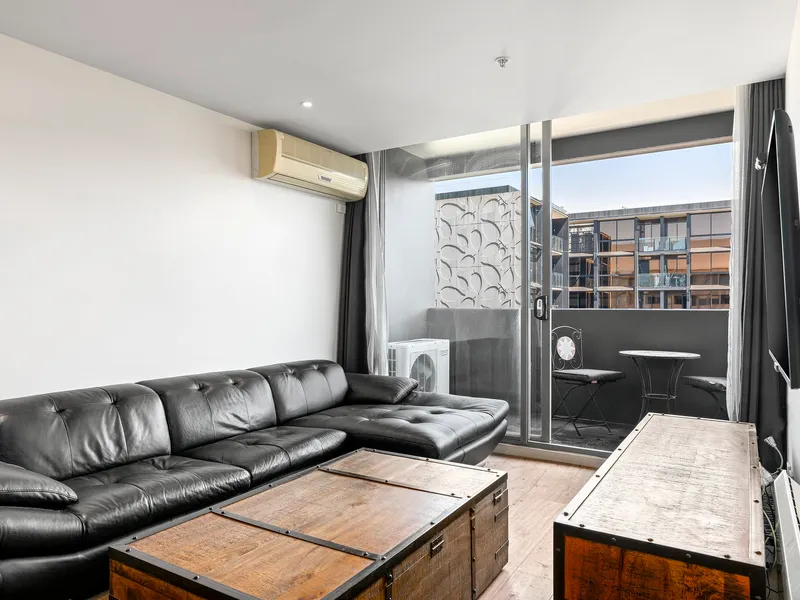 Generous and Modern Inner-City Living