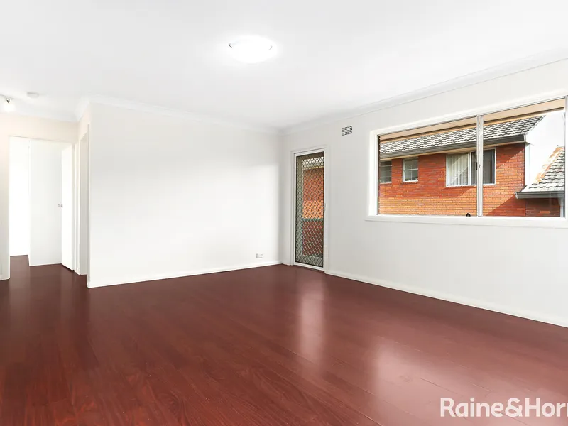 Spacious 2 Bedroom Apartment