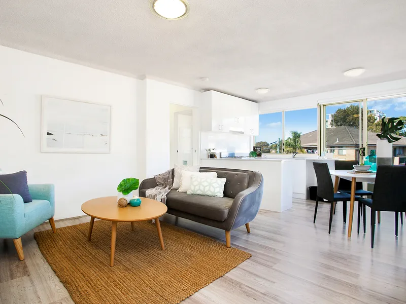 Completely Renovated Two Bedroom Apartment