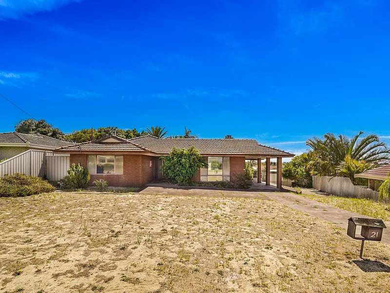 Renovators Delight - Endless Opportunities!