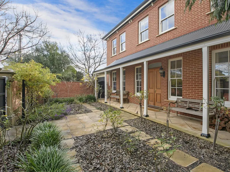 3-4 BEDROOM SPACIOUS HOME IN EXCELLENT LOCATION