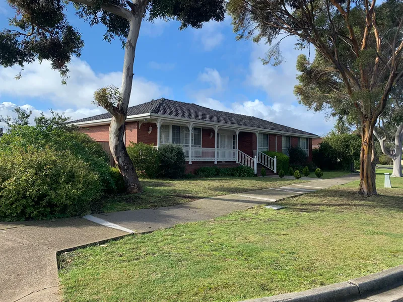 Timeless Elegance in Keilor Down