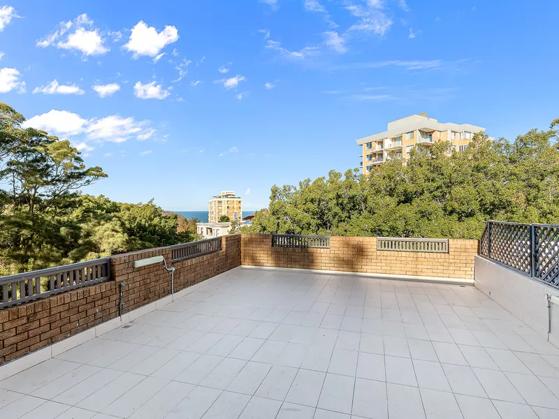 Spacious 3 Bedroom Apartment with Massive Terrace