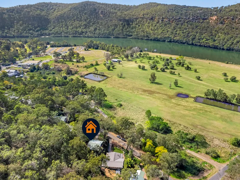 Immaculate Family Home with River Views - Turn Key, Nothing To Do