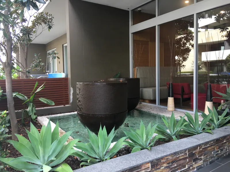 Shimmering Water View from this Spacious 2 beds with timber floors!