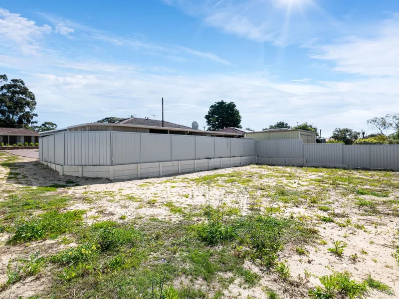 BUILD YOUR DREAM HOME!