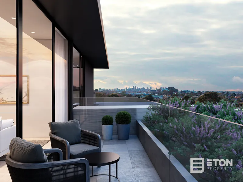 TOP FLOOR LIVING, WITH A BAYSIDE LIFESTYLE