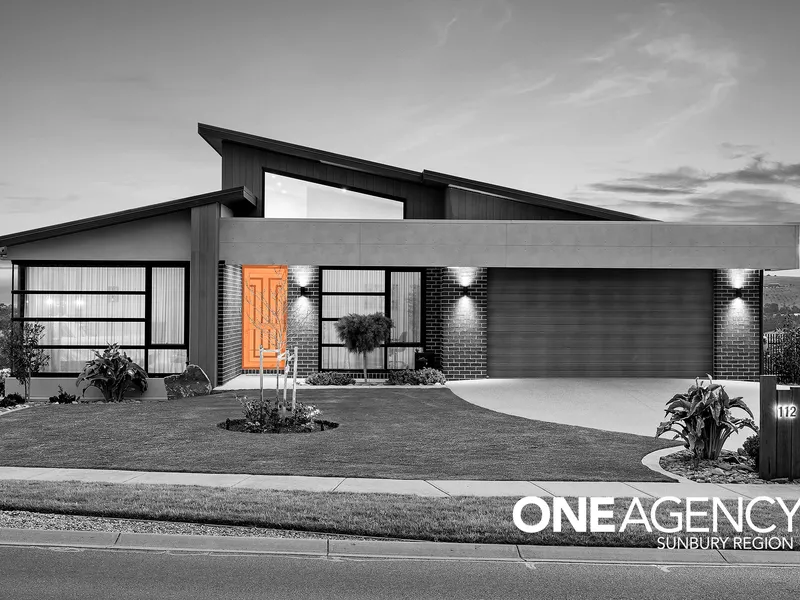 BREATHTAKING, BOLD & IMMERSED IN LUXURY