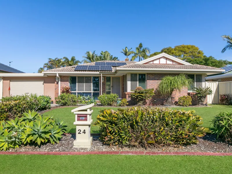 Quality family entertainer just 10 mins to the beach