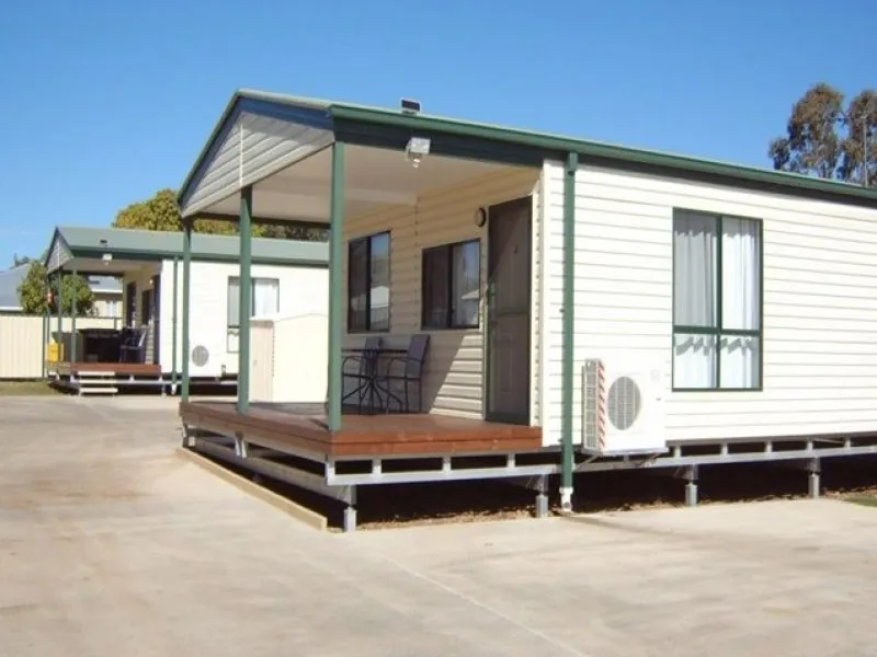 Fully Furnished Units at 33 French Street Clermont QLD 4721