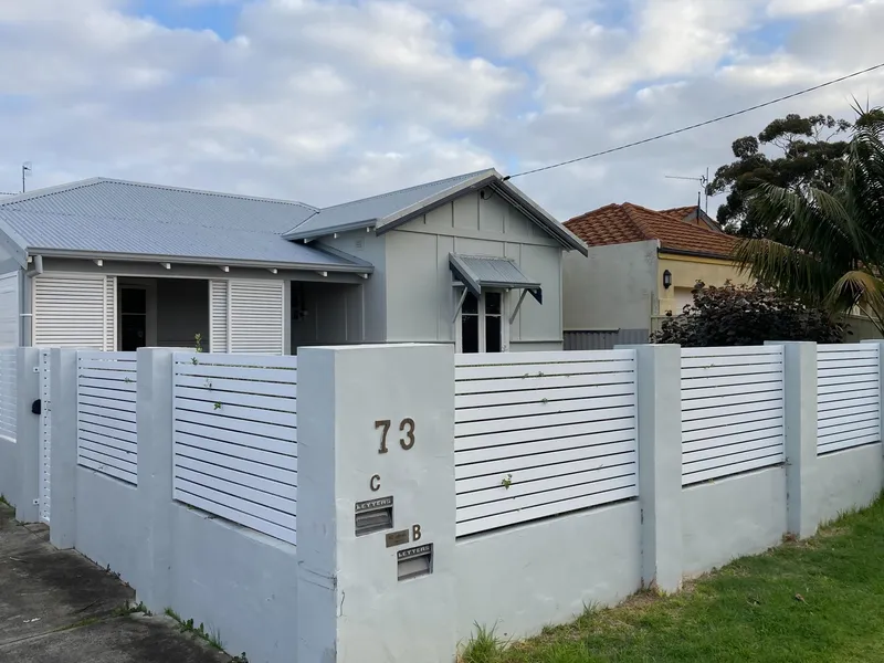 Charming South Bunbury 2 x 1