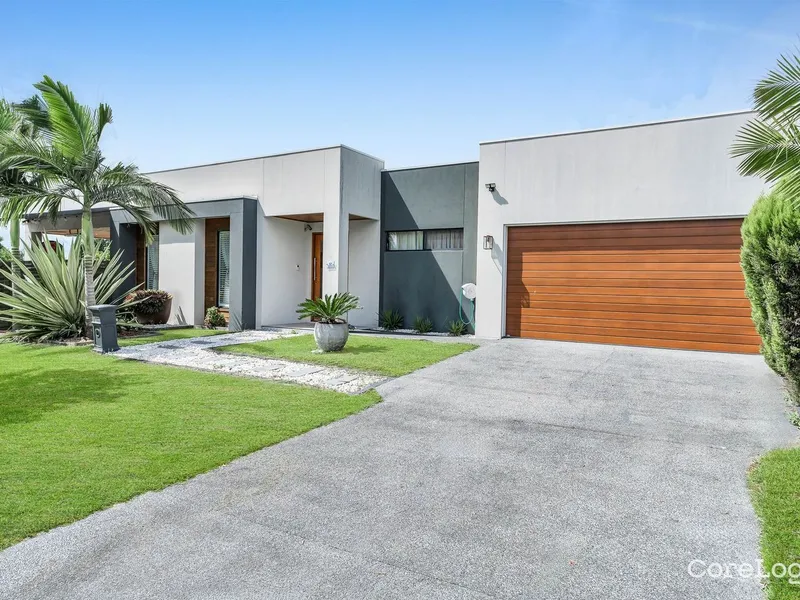 Entertainers Delight! Stunning Pimpama property in Great Location!