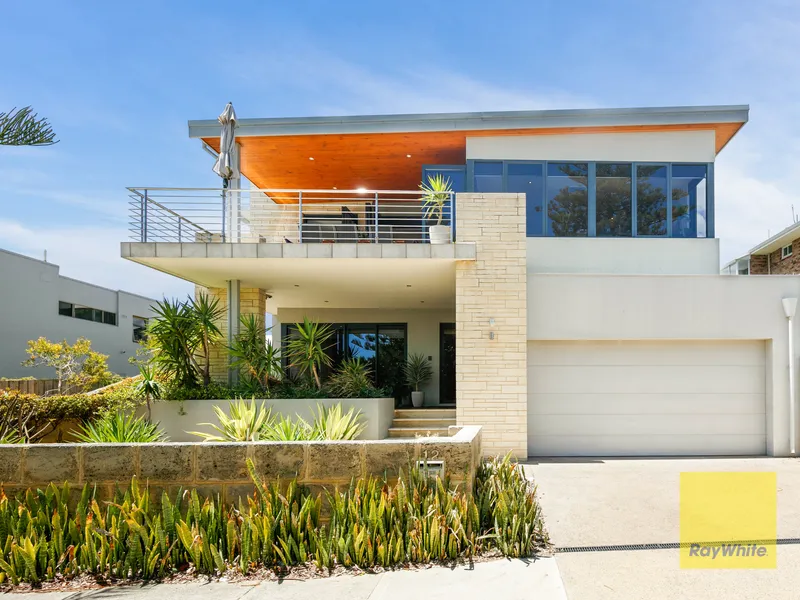 CUSTOM CLASS ON THE COAST