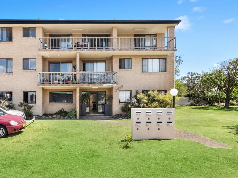 Neat and tidy two bedroom unit