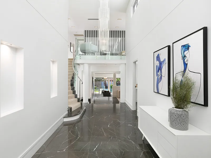 Private family entertainer in the heart of Concord