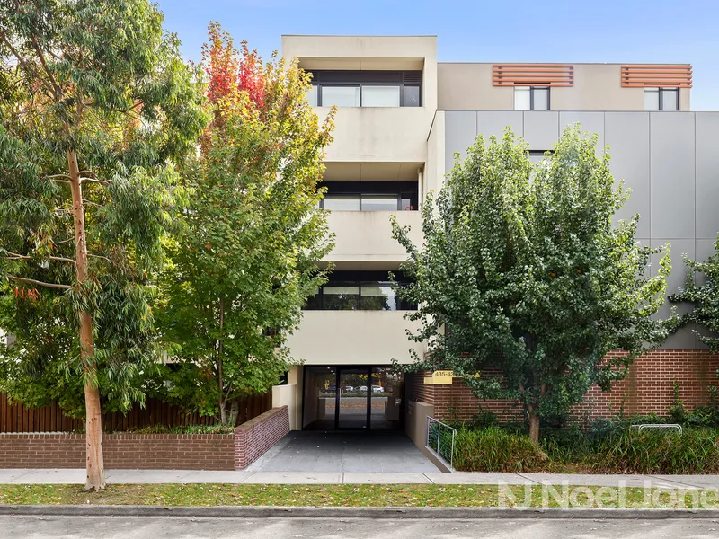Ground Floor Apartment With Large Private Terrace