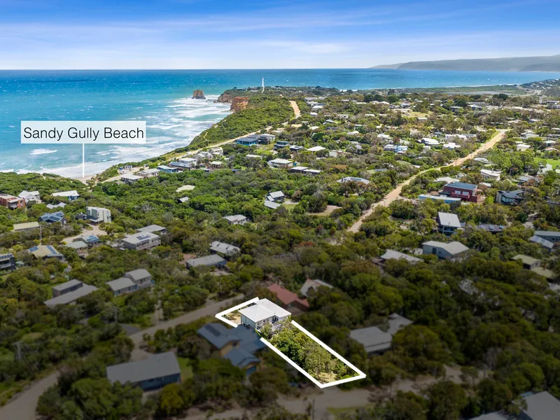 BEACHSIDE COASTAL GEM