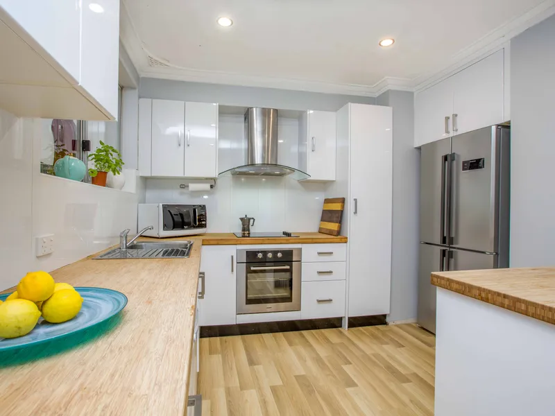 SOUTH BUNBURY! MOVE IN READY FAMILY HOME!