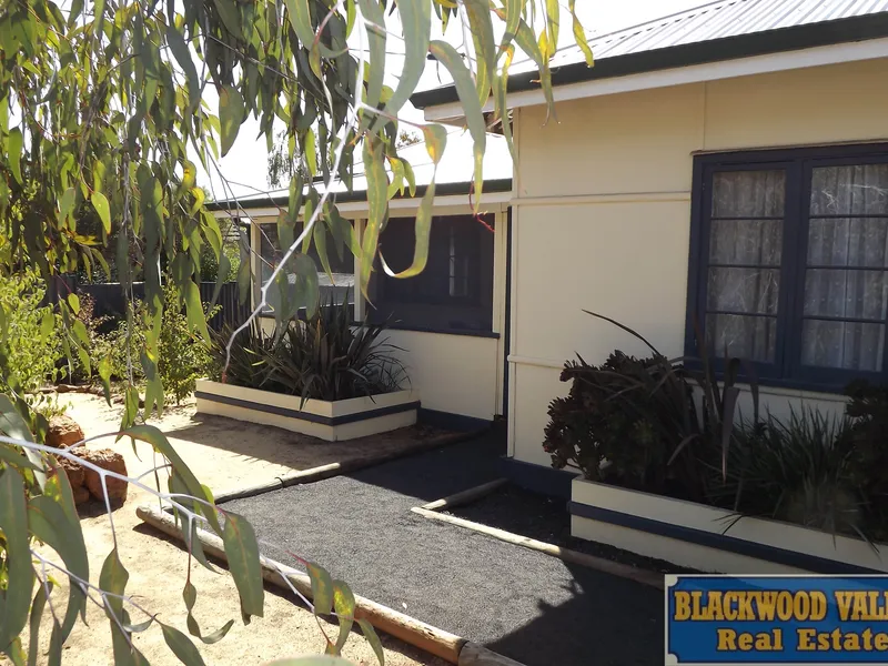 Beautifully Renovated 