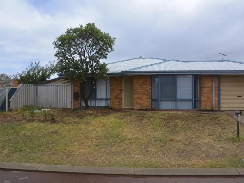 ENTERTAINING AREA AND POWERED WORKSHOP