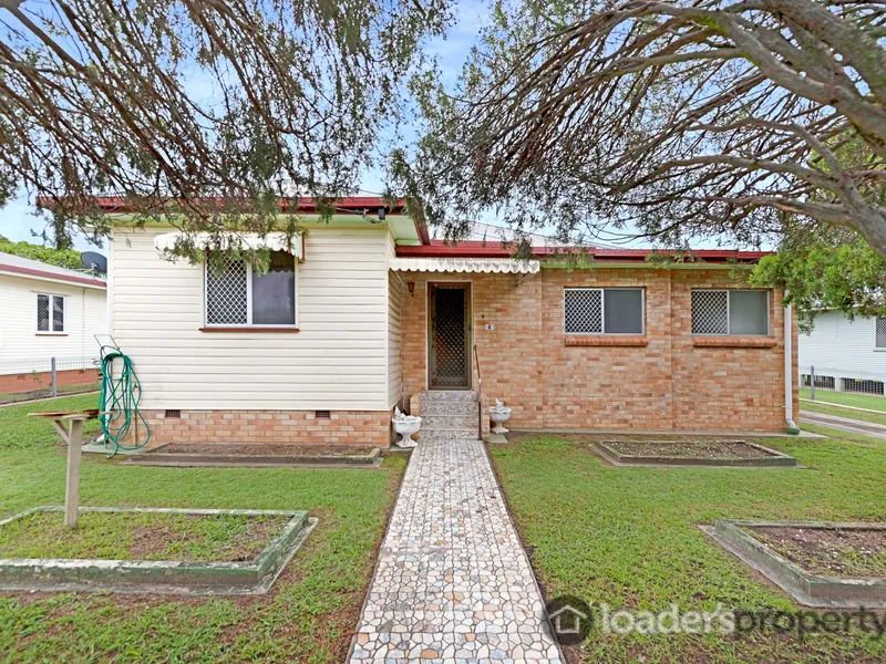 DECEASED ESTATE - RENOVATOR’S DELIGHT on 870m2 - BE QUICK!