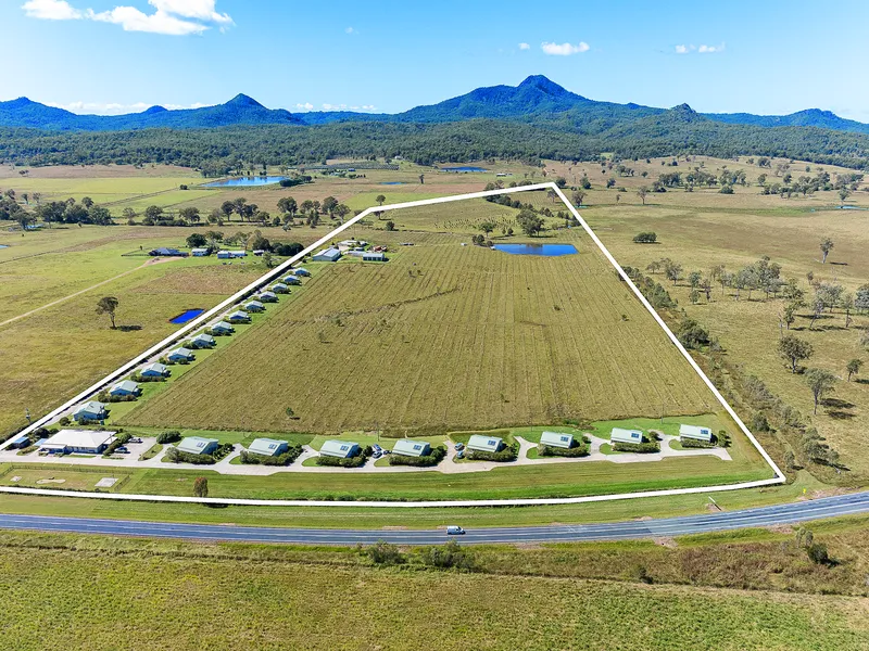 Sprawling 84-Acre Estate with Accommodation and Function Venue - A Prime Investment Opportunity