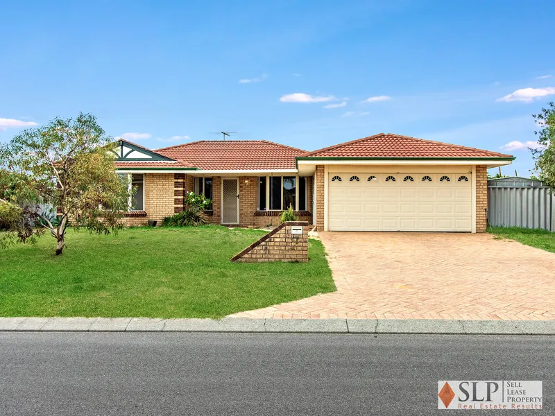 FANTASTIC VALUE ON A LARGE CORNER BLOCK PLUS WORKSHOP