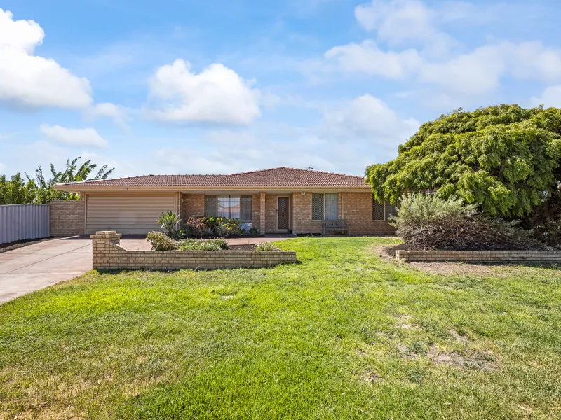 COASTAL CONVENIENCE!