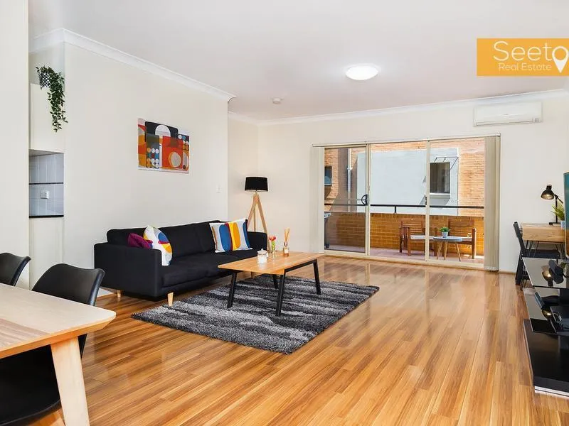 Well Maintained 2 Bedroom Apartment, Double Brick, Floorboard Throughout