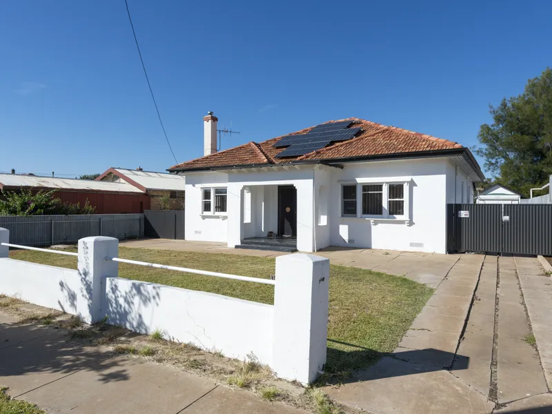 Modern Spanish Revival 