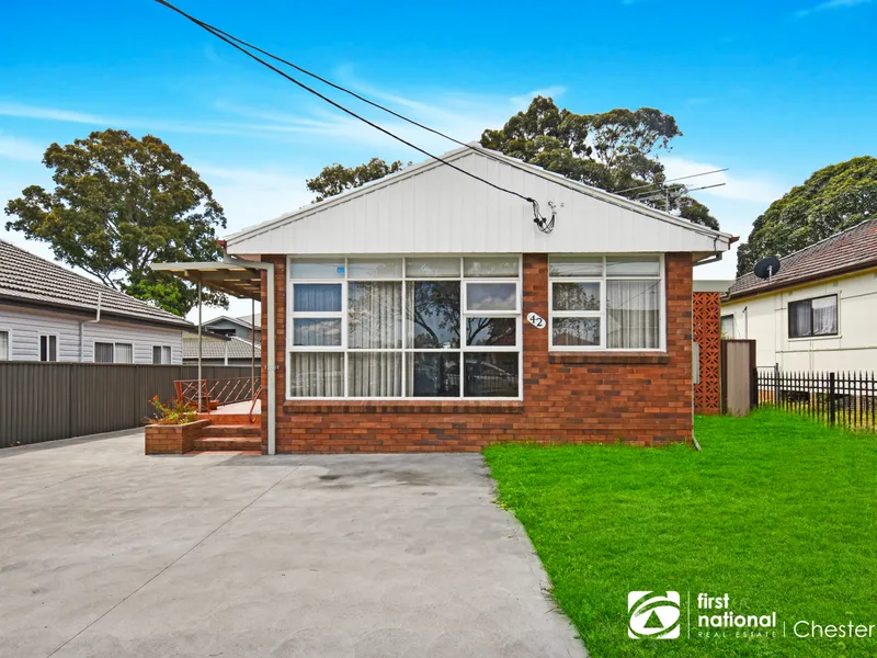 3 Bedroom House with Spacious Living Area