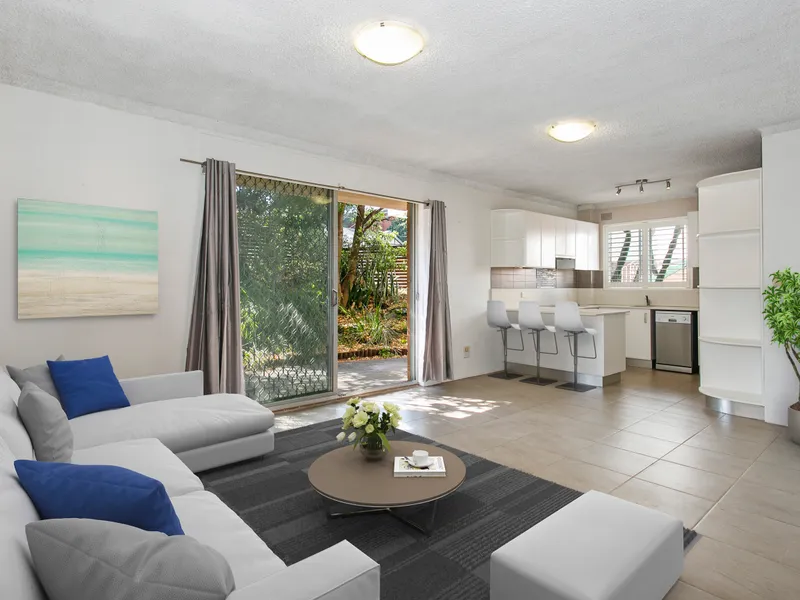 Deposit Taken! $725 per week