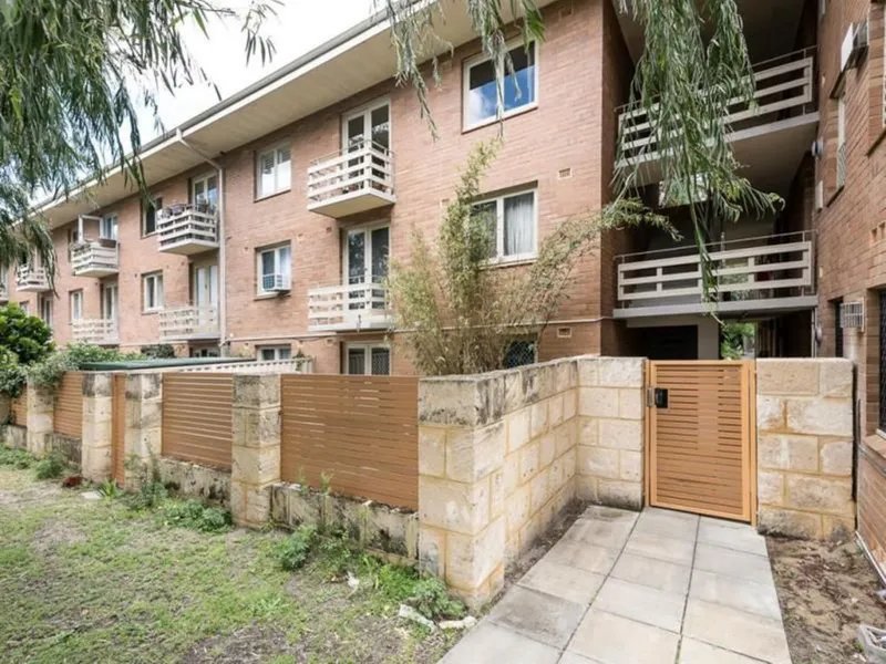 NEW PHOTOS COMING SOON