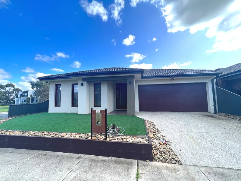 MASSIVE PRIVATE CORNER BLOCK!