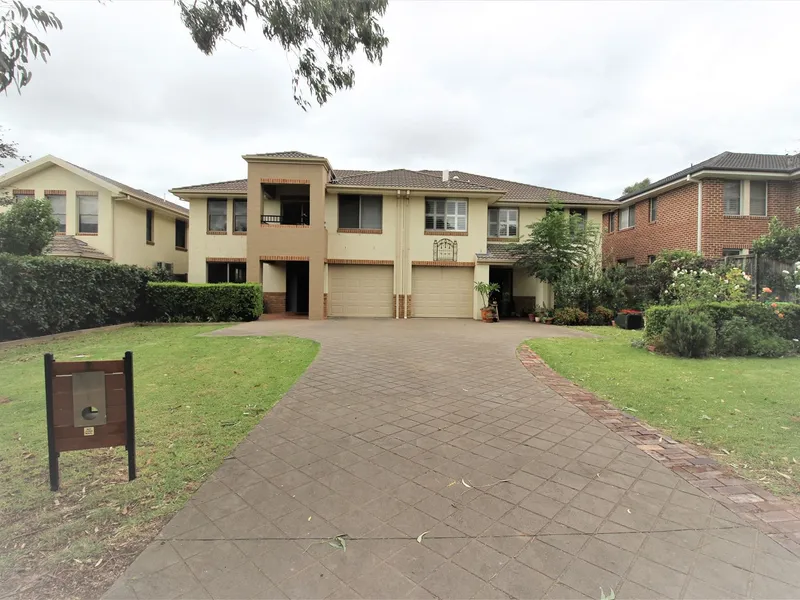 Superb Modern Townhouse