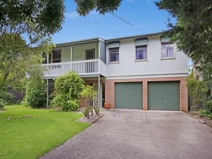 Large 2 Storey Family Home in a Cul-da-Sac Location