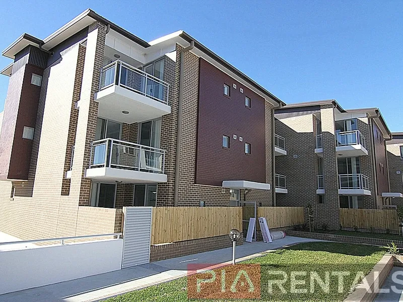 Modern Two Bedroom + Study Apartment for Lease NOW!!