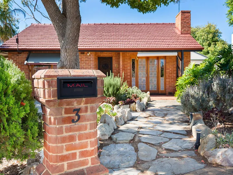 Hello Opportunity! Family Home on a Large block with Inground Swimming Pool