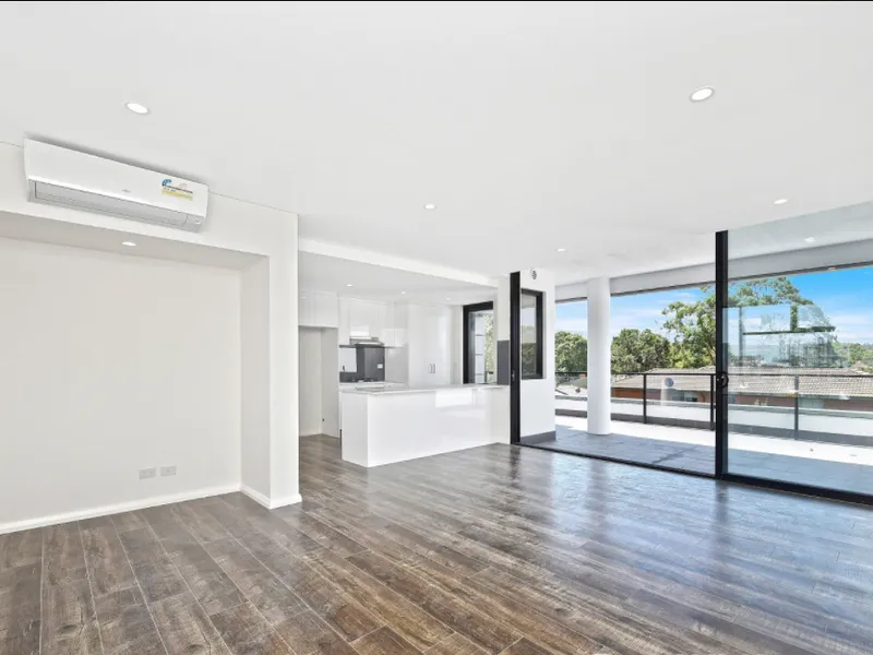 Timber Flooring Two Bedrooms Apartment | Great Location