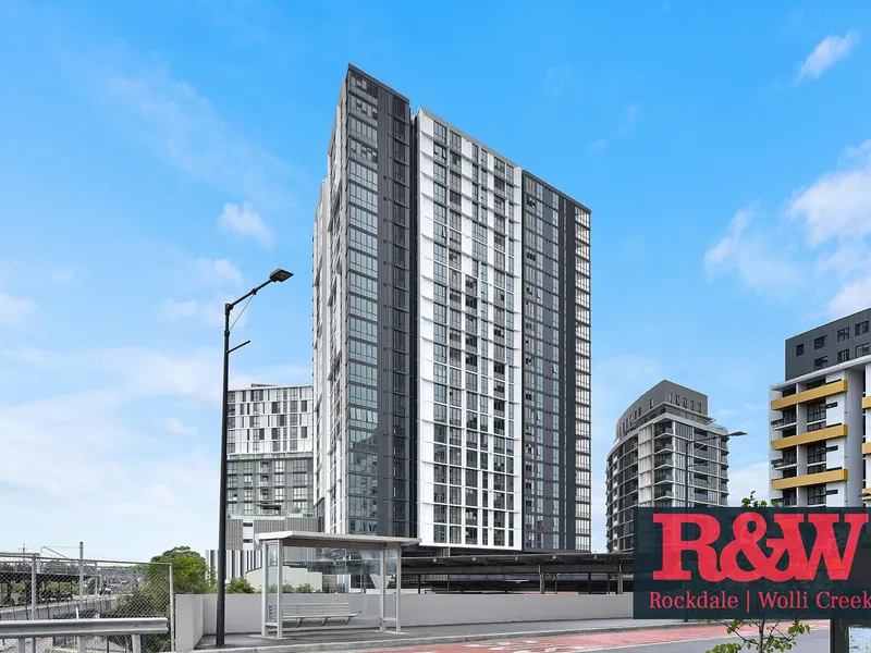 Prime Location In Icon Building